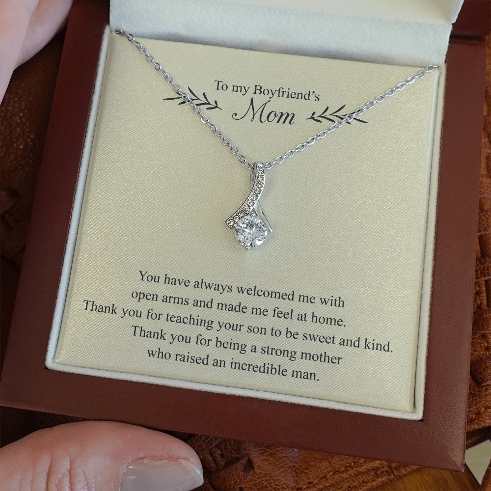 Gift for Boyfriend's Mom, To My Boyfriends Mom Necklace