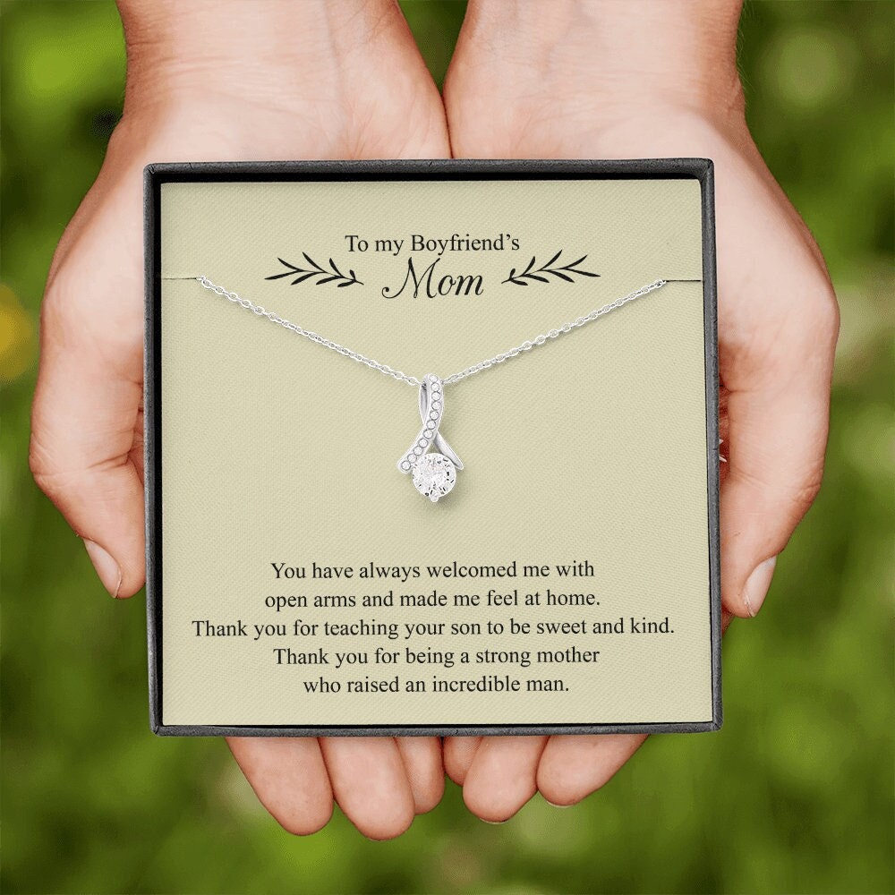 Gift for Boyfriend's Mom, To My Boyfriends Mom Necklace